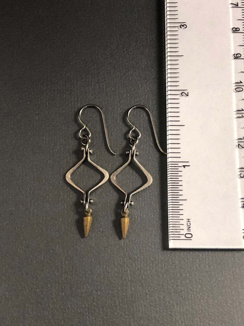 Atemberaubende Ohrring für den Alltag