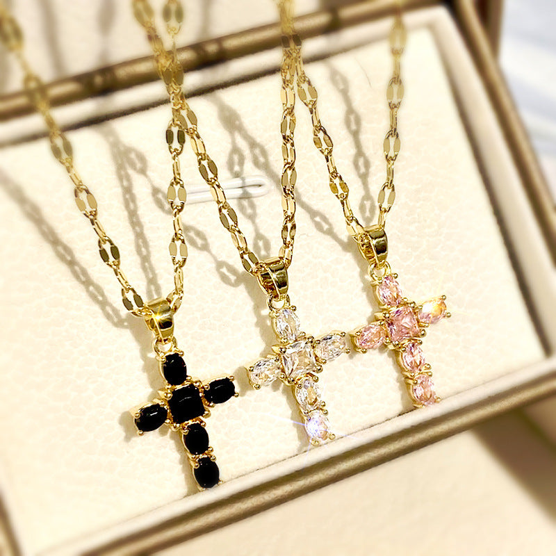 Schöne Halskette mit einzigartigem Stil