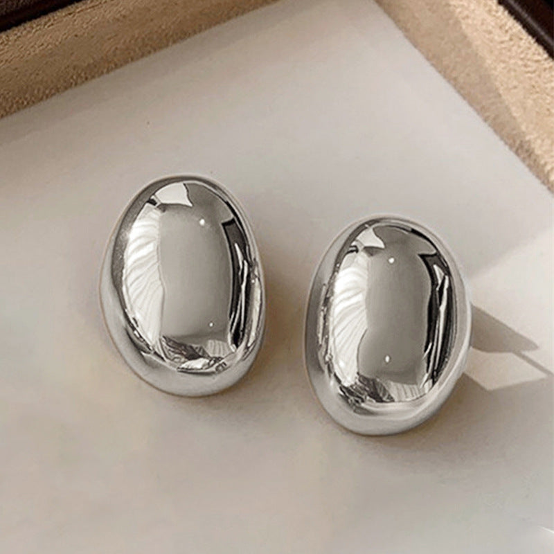 Atemberaubende Ohrring für den Alltag