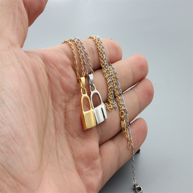 Schöne Halskette mit einzigartigem Stil