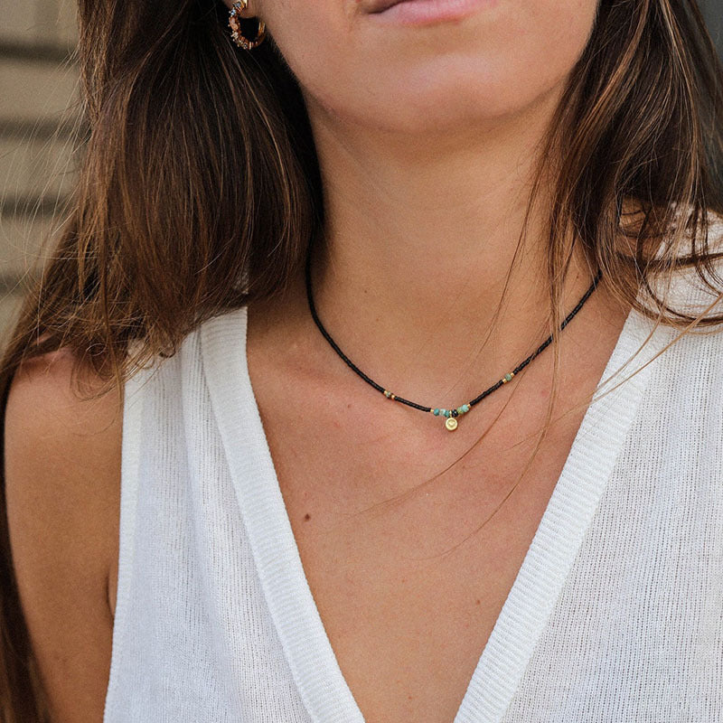 Zarte handwerkliche Halskette