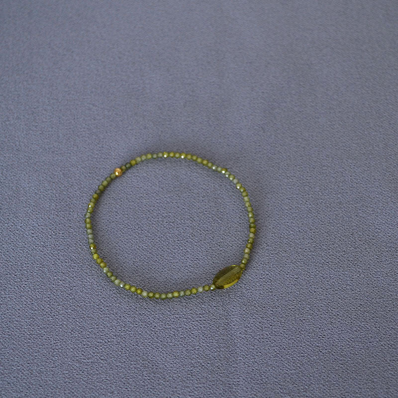 Zarte handwerkliche Armband