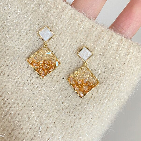 Atemberaubende Ohrring für den Alltag