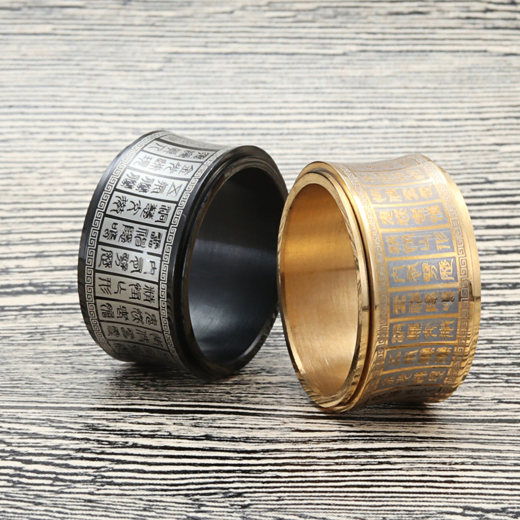 Zarte handwerkliche Ring