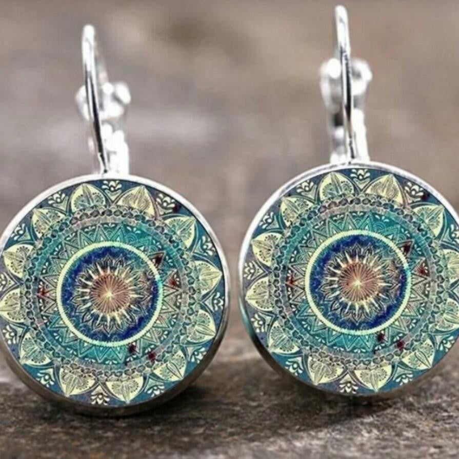 Schöne Ohrring mit einzigartigem Stil