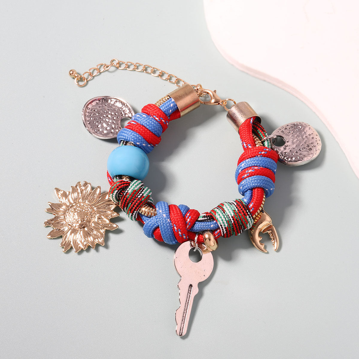 Zarte handwerkliche Armband