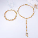 Schöne Halskette mit einzigartigem Stil