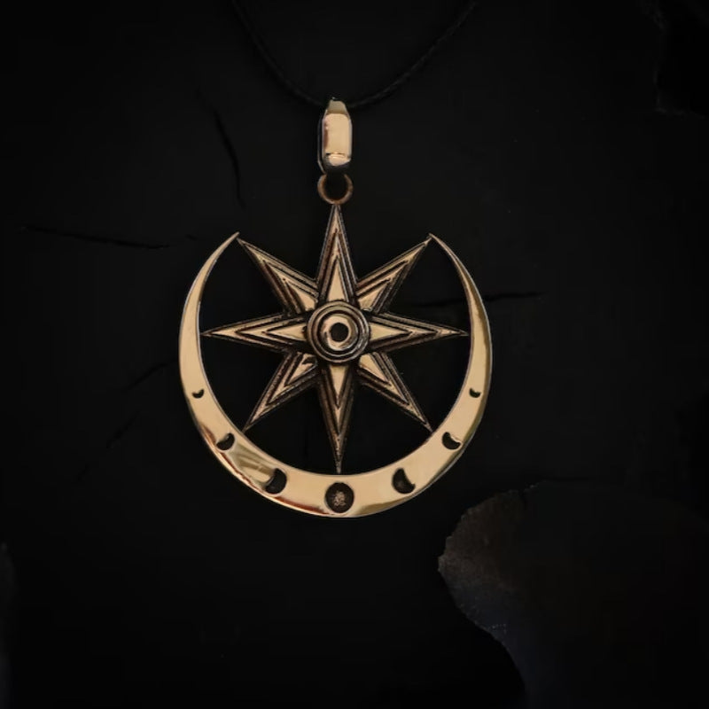 Zarte handwerkliche Halskette