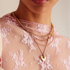 Schöne Halskette mit einzigartigem Stil