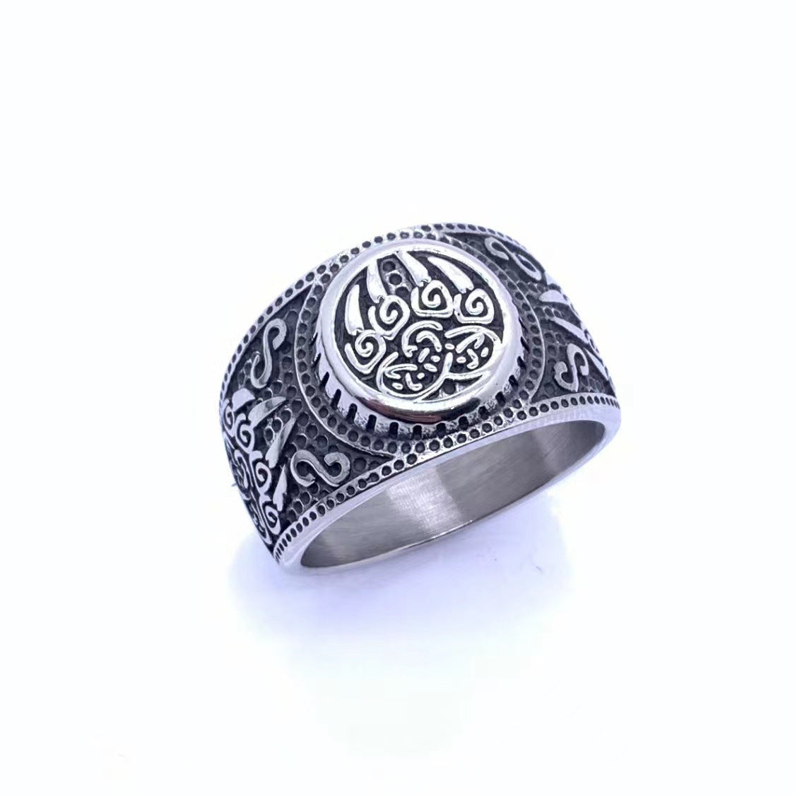 Schöne Ring mit einzigartigem Stil