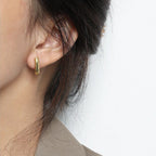 Zarte handwerkliche Ohrring