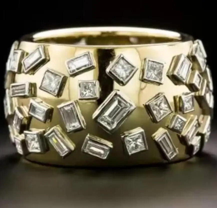 Schöne Ring mit einzigartigem Stil