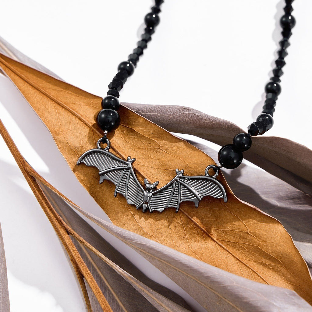 Zarte handwerkliche Halskette