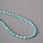 Zarte handwerkliche Halskette