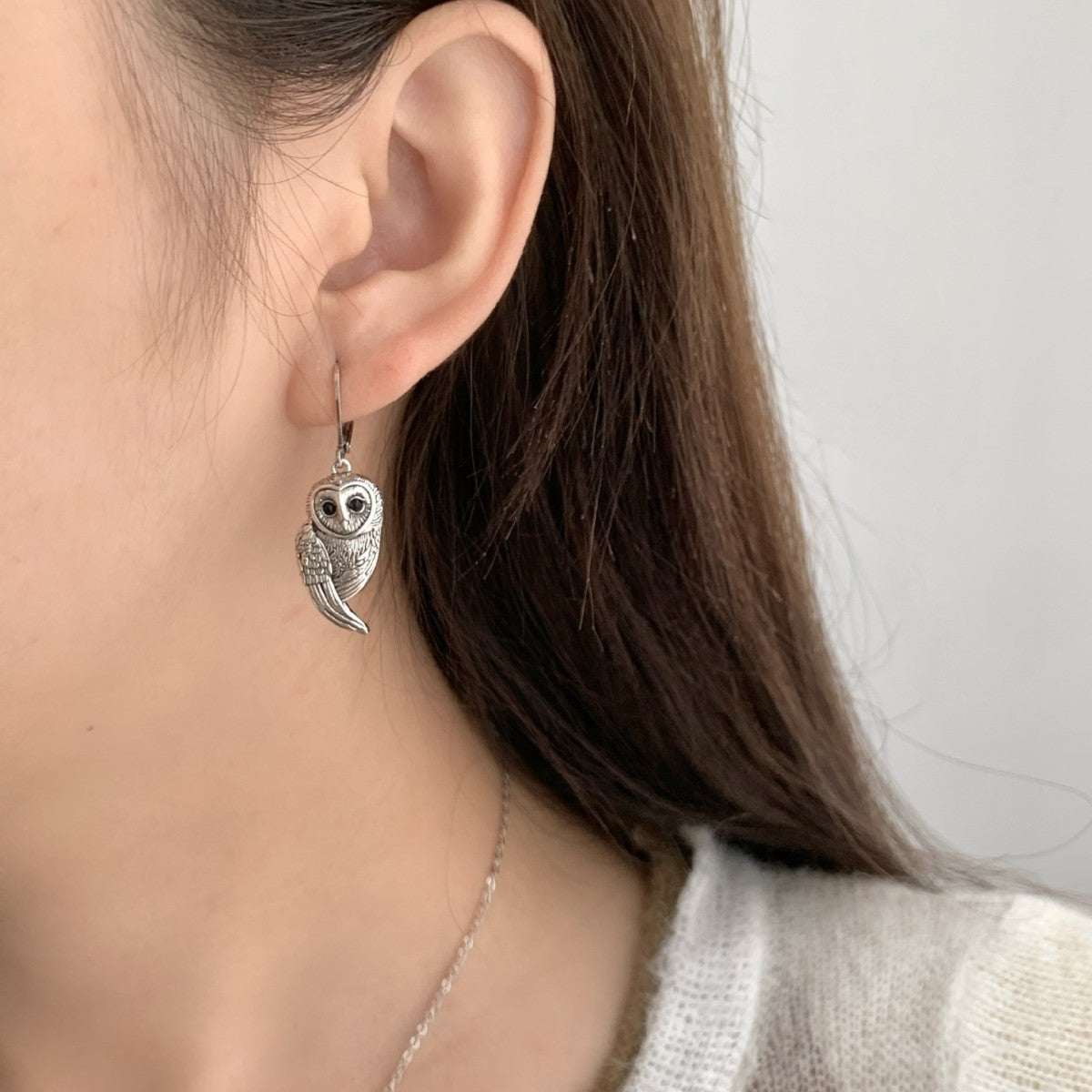 Zarte handwerkliche Ohrring