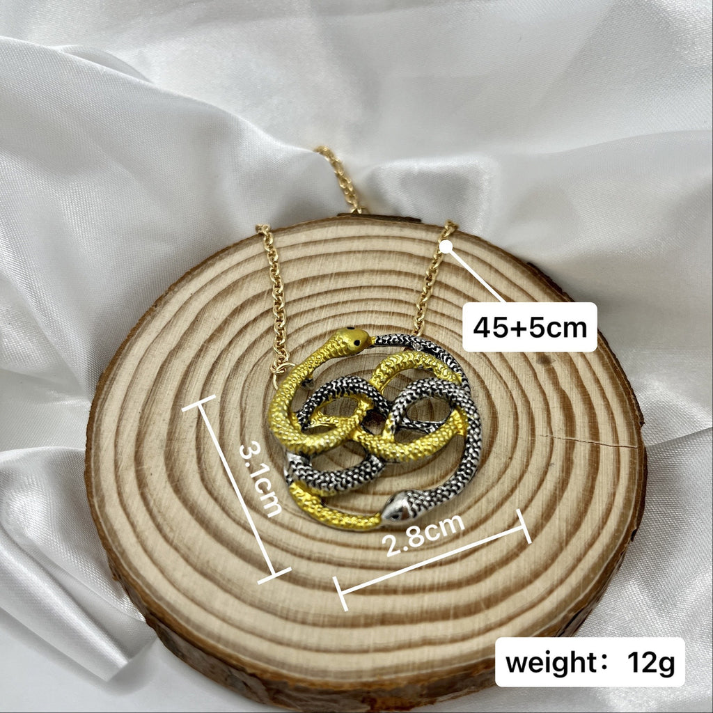 Schöne Halskette mit einzigartigem Stil