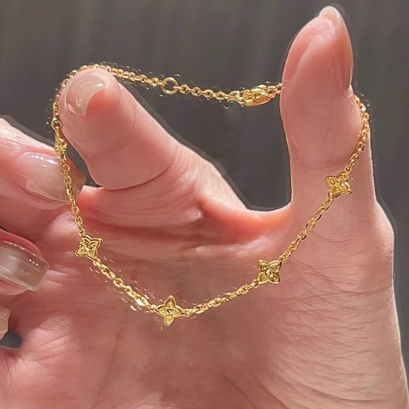 Schöne Armband mit einzigartigem Stil