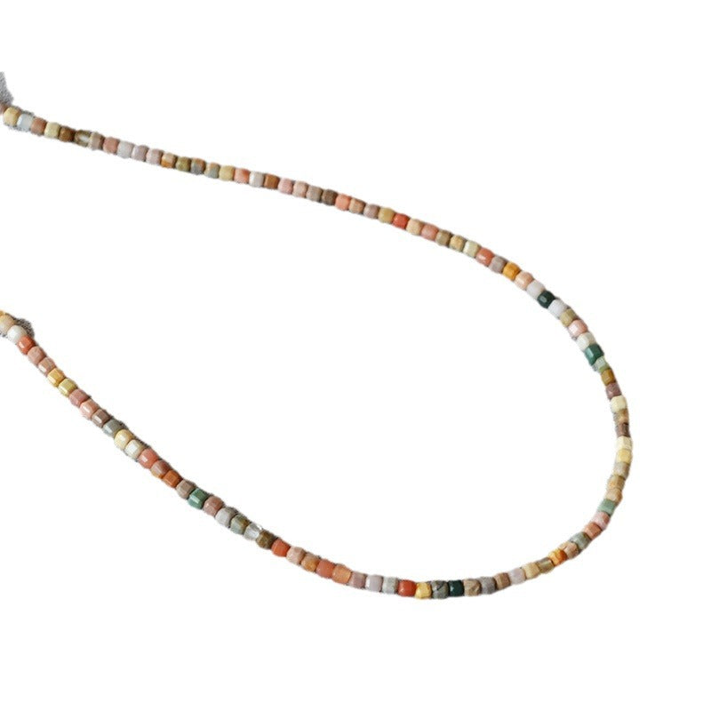 Zarte handwerkliche Halskette