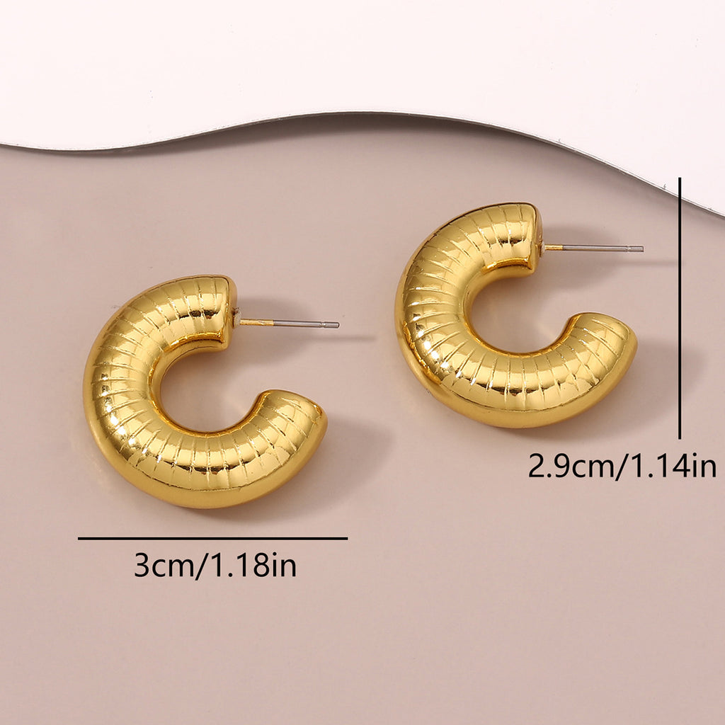 Atemberaubende Ohrring für den Alltag