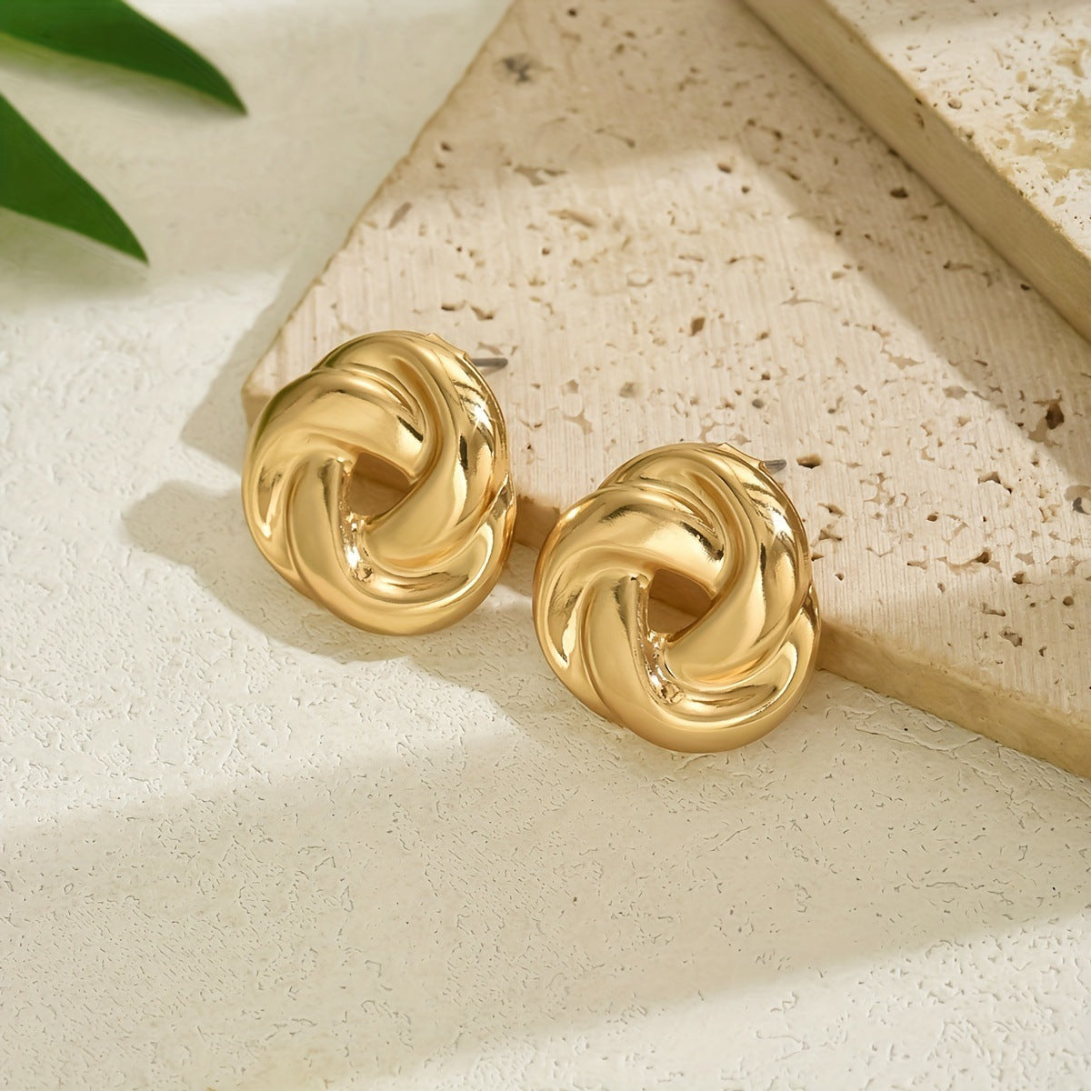 Schöne Ohrring mit einzigartigem Stil