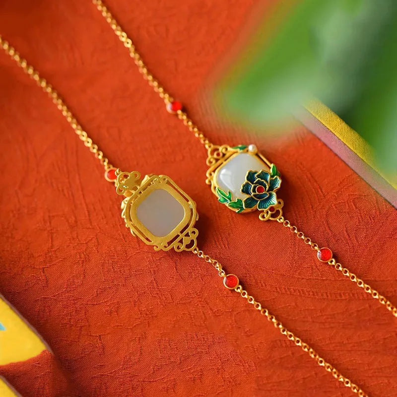 Schöne Gold Armband mit einzigartigem Stil