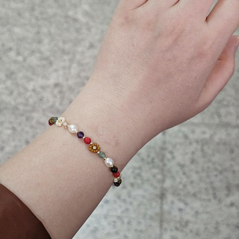 Schöne Perlen Halskette mit einzigartigem Stil