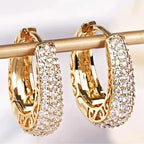 Schöne Ohrring mit einzigartigem Stil