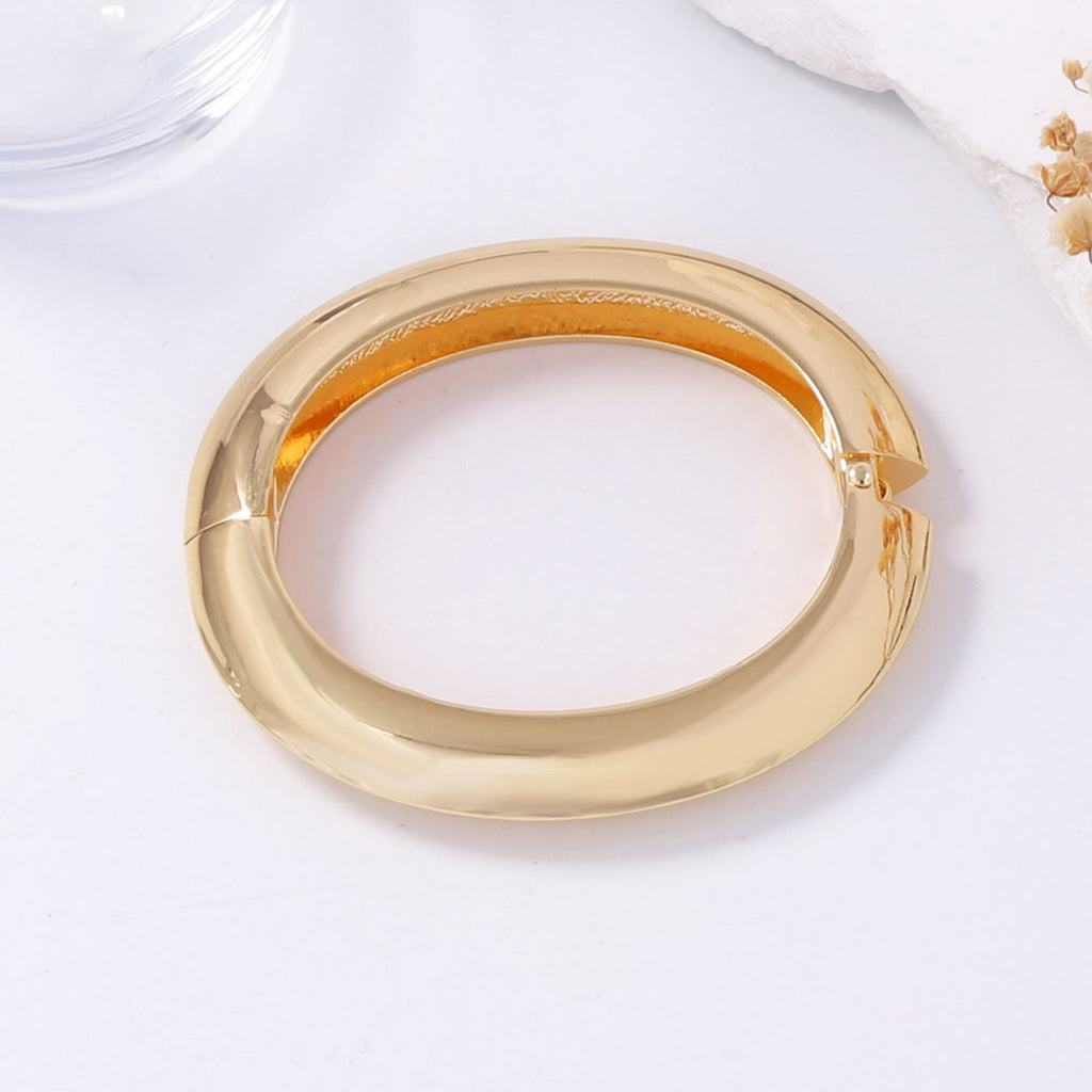 Schöne Armband mit einzigartigem Stil