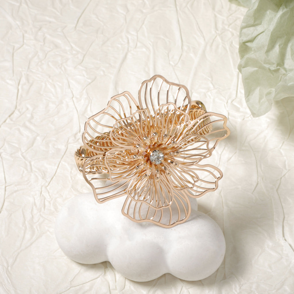 Zarte handwerkliche Armband