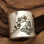 Zarte handwerkliche Ring