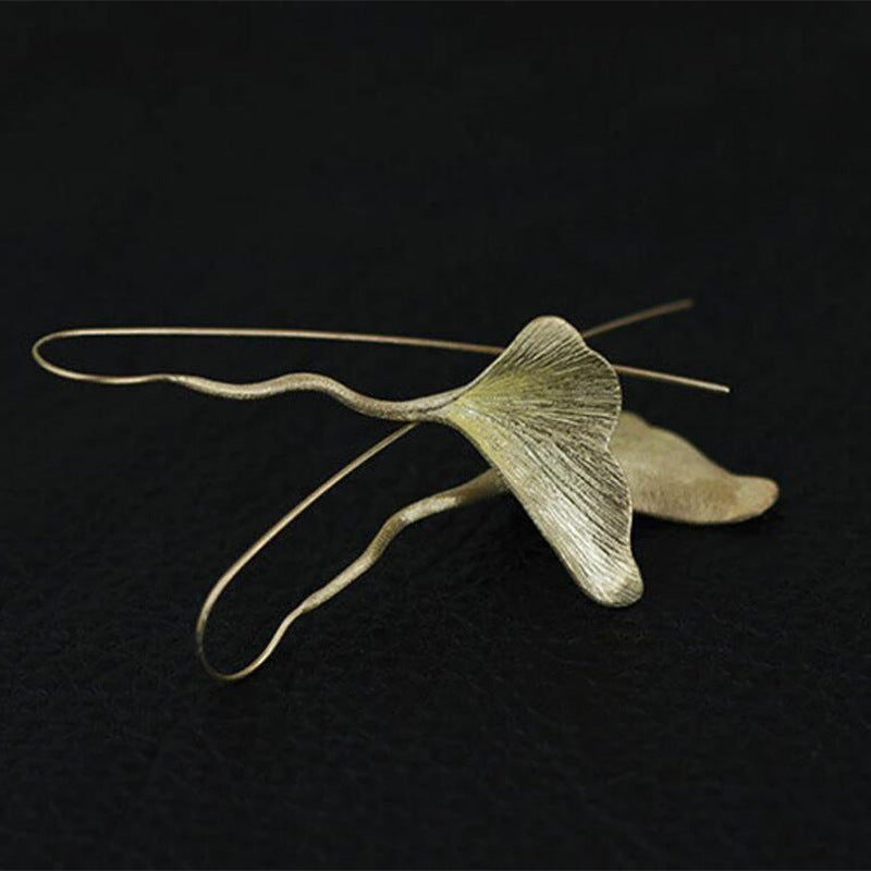 Schöne Ohrring mit einzigartigem Stil