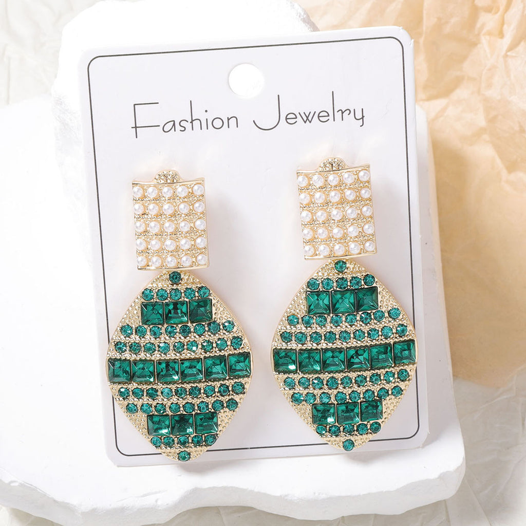 Atemberaubende Ohrring für den Alltag