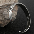 Schöne Armband mit einzigartigem Stil