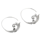 Zarte handwerkliche Ohrring