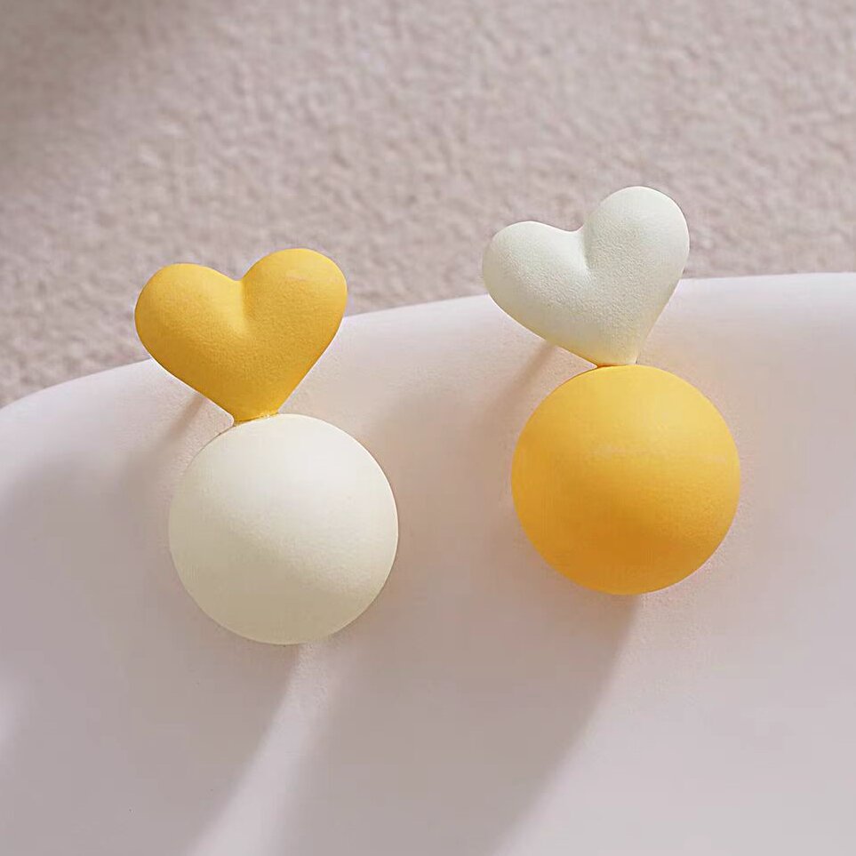 Atemberaubende Ohrring für den Alltag