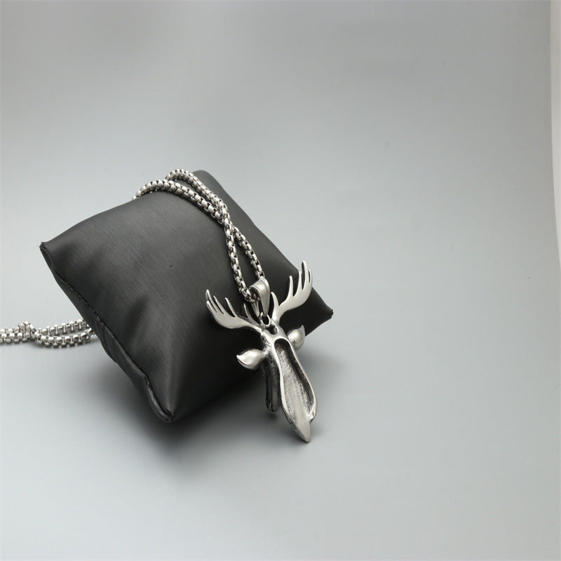 Zarte handwerkliche Halskette