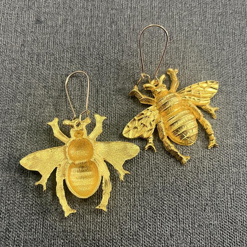 Atemberaubende Ohrring für den Alltag