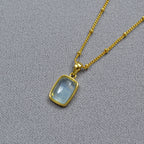 Schöne Gold Halskette mit einzigartigem Stil