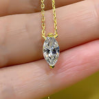 Schöne Halskette mit einzigartigem Stil