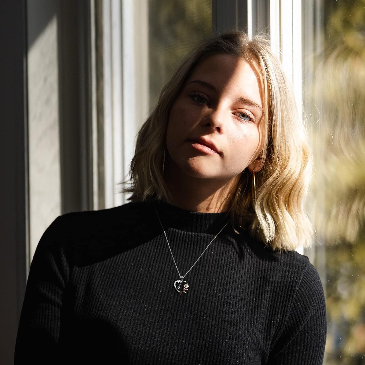 Zarte handwerkliche Halskette