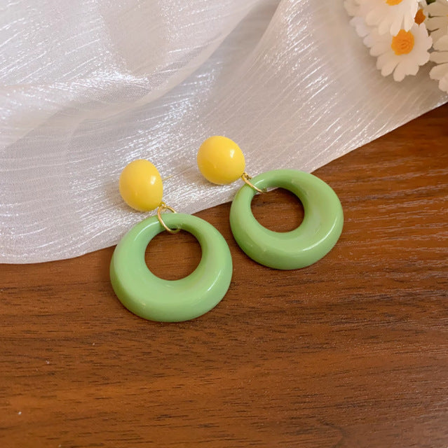 Atemberaubende Ohrring für den Alltag