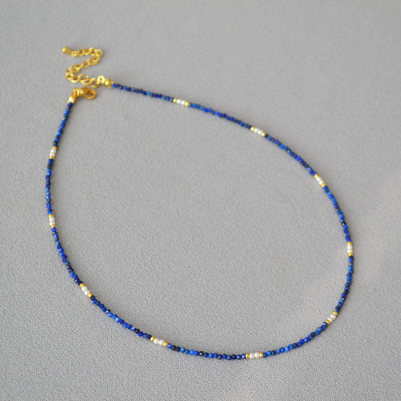 Zarte handwerkliche Perlen Halskette