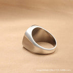 Zarte handwerkliche Ring