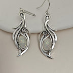 Zarte handwerkliche Ohrring