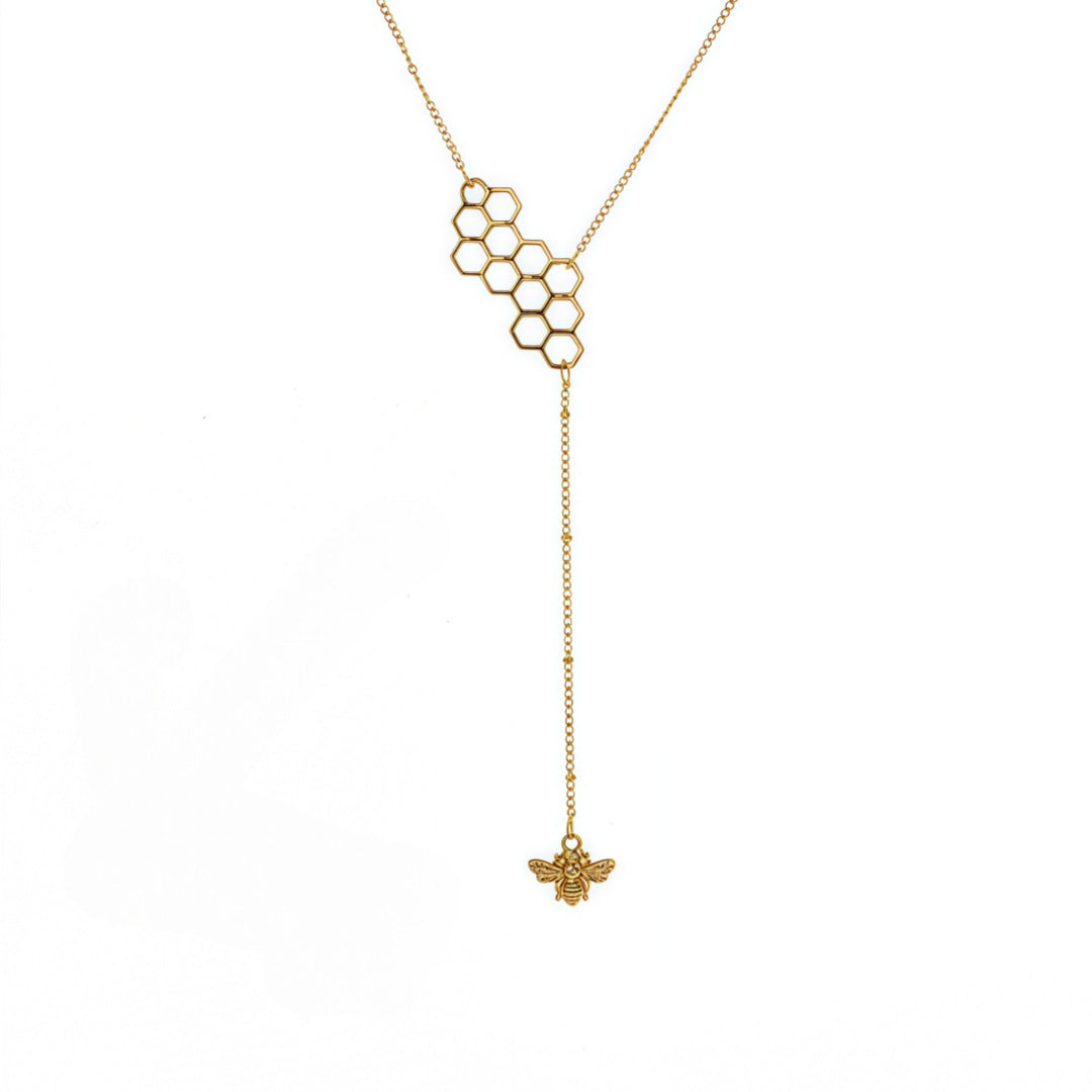 Zarte handwerkliche Halskette