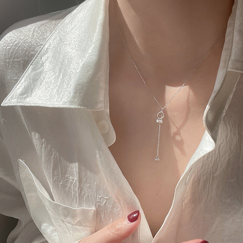 Zarte handwerkliche Halskette