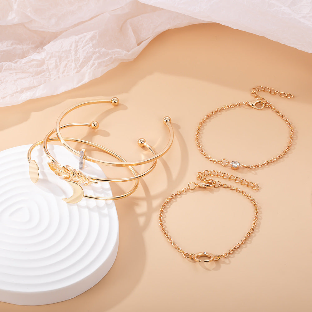 Schöne Gold Armband mit einzigartigem Stil