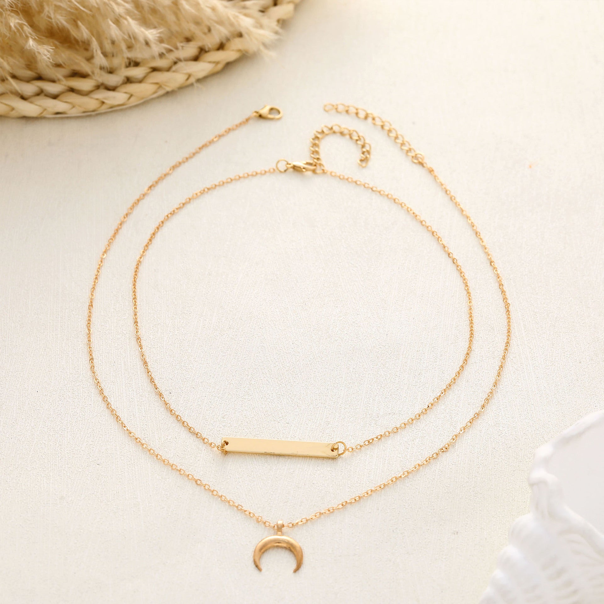 Schöne Halskette mit einzigartigem Stil