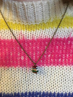 Zarte handwerkliche Halskette