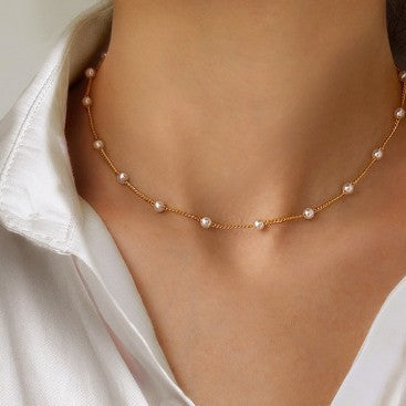 Zarte handwerkliche Perlen Halskette